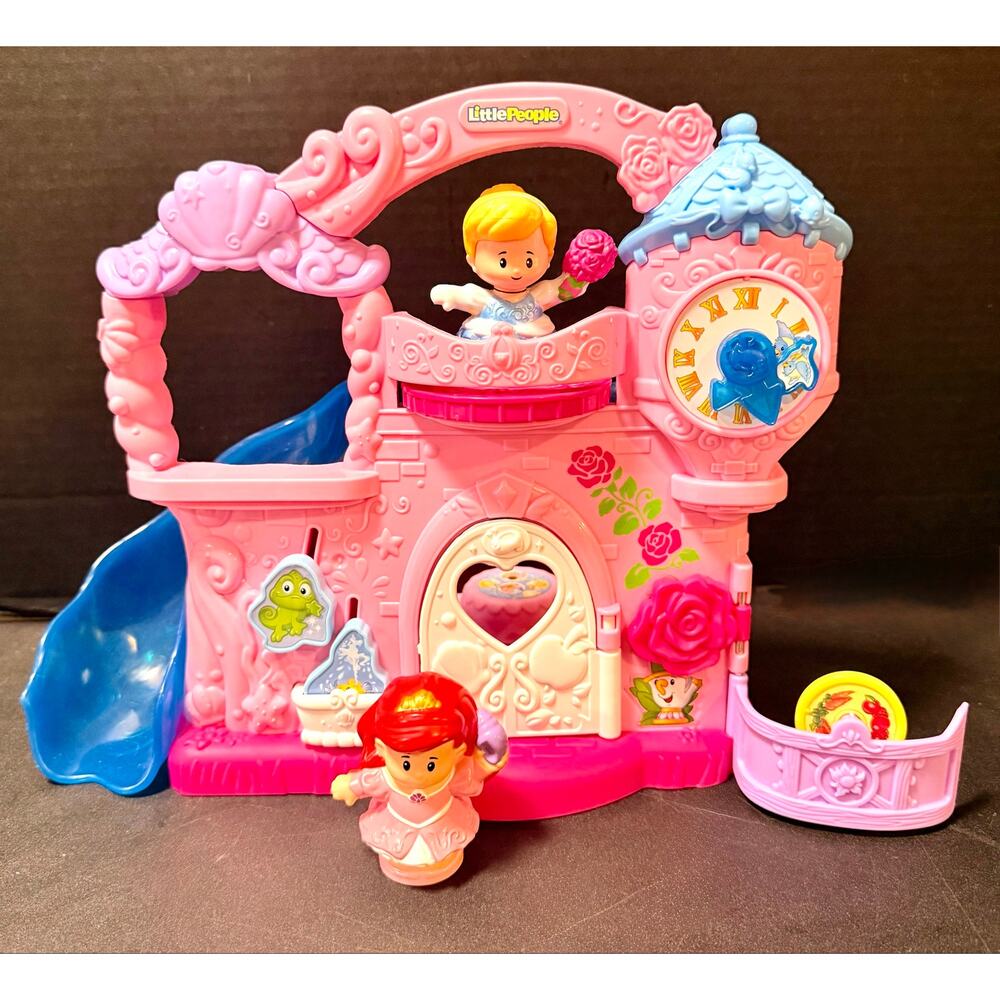 Disney Princess Play & Go Castle by Fisher-Price Little People w/ 2 princesses